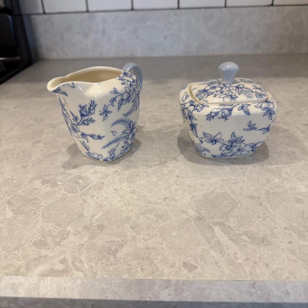 Vintage Shabby Chic Blue And White Cottagecore Floral Creamer And Sugar Bowl Set